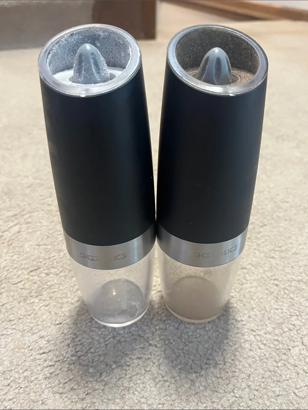 Automatic Salt and Pepper Grinders - Black & Stainless Set